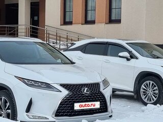 2019 Lexus RX 300 IV Рестайлинг, белый, 5950000 рублей, вид 2