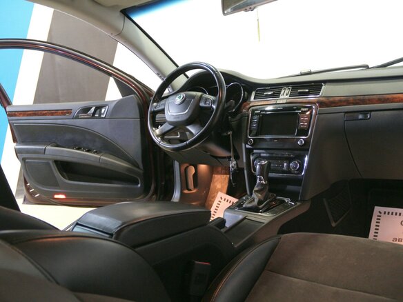 2013 Skoda Superb II, пурпурный - вид 6