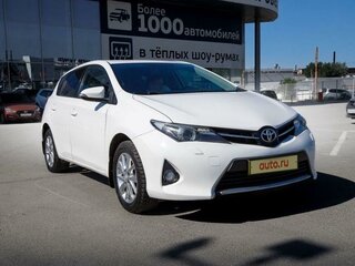2014 Toyota Auris II, белый, 1180000 рублей, вид 1