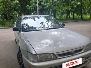 1996 Toyota Corolla VII (E100), серебристый, 180000 рублей, вид 3