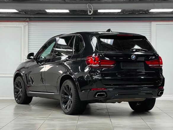 2013 BMW X5 50i III (F15), чёрный - вид 6