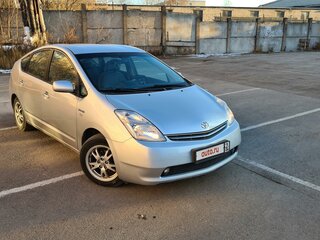 2006 Toyota Prius II Рестайлинг (XW20), серебристый, 999999 рублей, вид 2