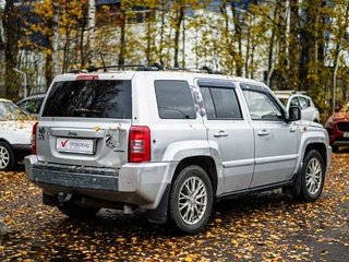 2010 Jeep Liberty (Patriot), серебристый, 510000 рублей, вид 2