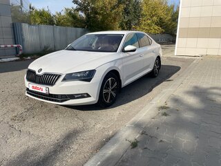 2019 Skoda Superb III, белый, 1850000 рублей, вид 1