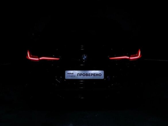 2020 BMW 8 серии 840i xDrive II (G14/G15/G16), чёрный, 9000000 рублей - вид 19