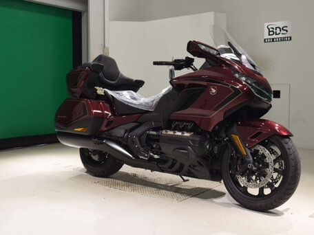 2025 Honda GL 1800 Gold Wing, пурпурный, 3480000 рублей, вид 3