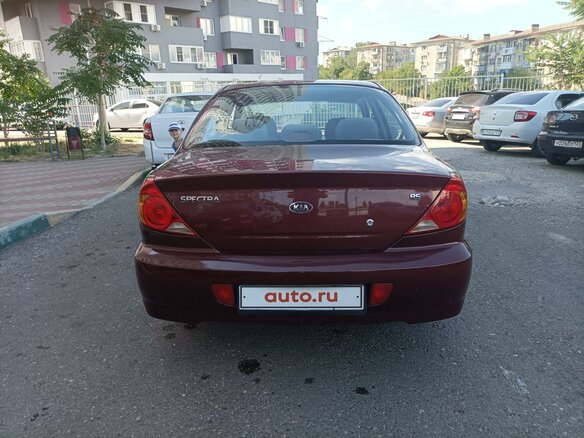 2008 Kia Spectra I Рестайлинг 2, красный, 550000 рублей - вид 3