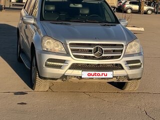 2010 Mercedes-Benz GL-Класс 350 I (X164) Рестайлинг, серебристый, 1650000 рублей, вид 3