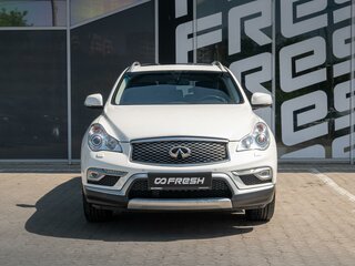 2017 Infiniti QX50 I Рестайлинг, белый, 2000000 рублей, вид 3