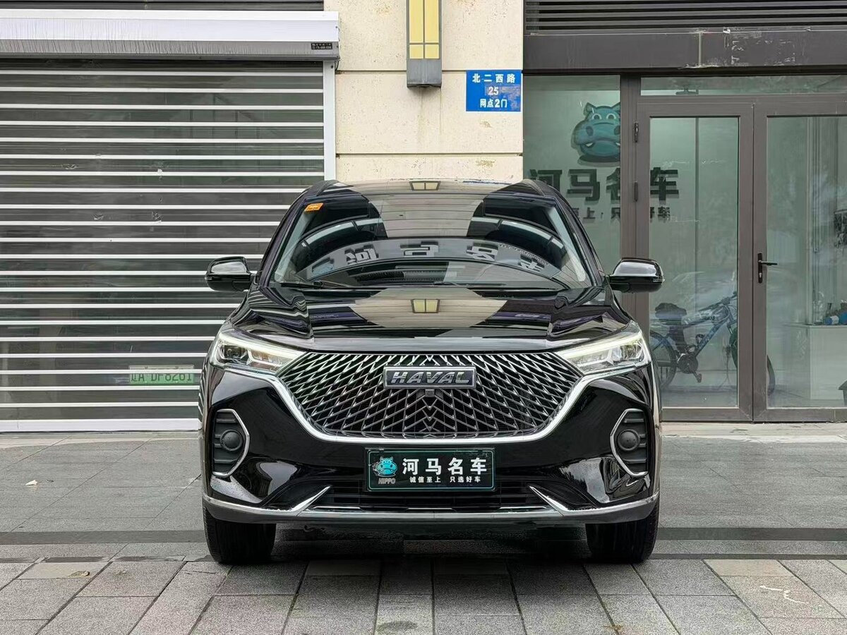 Открыть фотографии: Haval M6 II