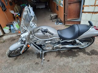 2007 Harley-Davidson V-Rod, серебристый, 1350000 рублей, вид 4