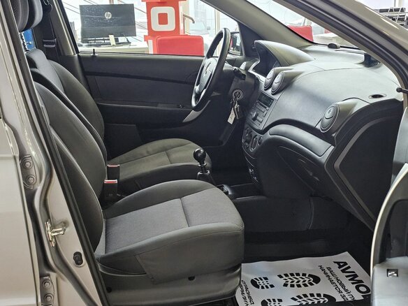 2010 Chevrolet Aveo I Рестайлинг, серый, 565000 рублей - вид 15