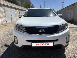 2017 Kia Sorento II Рестайлинг, белый, 2500000 рублей, вид 2