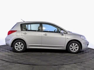 2011 Nissan Tiida I Рестайлинг, серебристый, 715000 рублей, вид 4