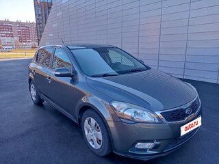 2011 Kia Ceed I Рестайлинг, серебристый, 850000 рублей, вид 2