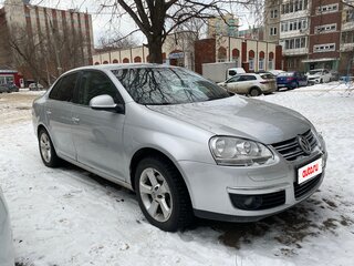 2010 Volkswagen Jetta V, серебристый, 550000 рублей, вид 1