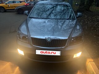 2013 Skoda Octavia II (A5) Рестайлинг, серый, 435000 рублей, вид 1