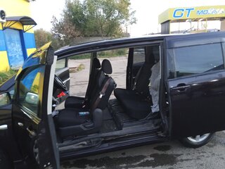 2012 Toyota ISis I Рестайлинг, фиолетовый, 1350000 рублей, вид 4