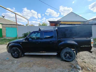 2011 Mazda BT-50 MZR-CD I Рестайлинг, чёрный, 850000 рублей, вид 4