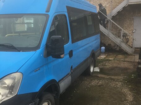2016 Iveco Daily, синий, 950000 рублей, вид 3