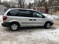 2001 Dodge Caravan 3-speed IV, серебристый - вид 1
