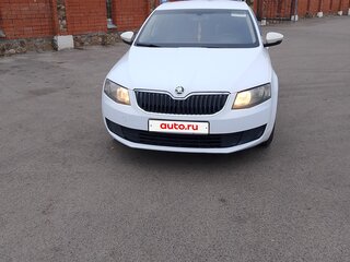 2014 Skoda Octavia III (A7), белый, 650000 рублей, вид 2