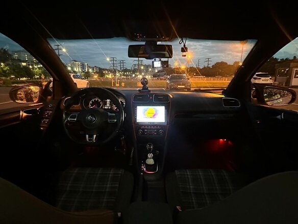 2011 Volkswagen Golf GTI VI, белый, 1230000 рублей - вид 6