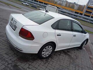 2017 Volkswagen Polo V Рестайлинг, белый, 550000 рублей, вид 3