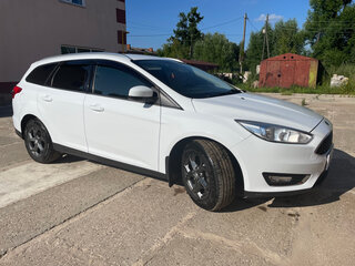 2018 Ford Focus III Рестайлинг, белый, 1200000 рублей, вид 3