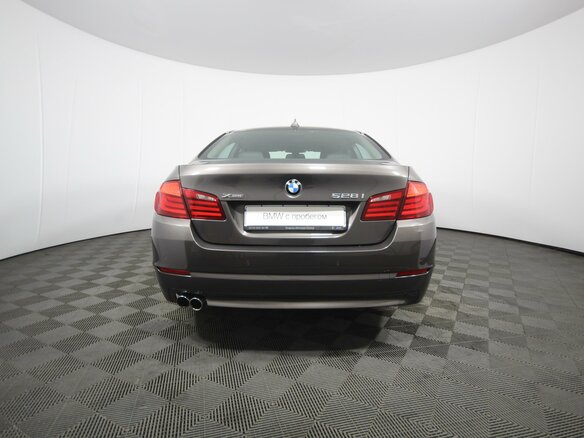 2013 BMW 5 серии 528i xDrive VI (F10/F11/F07), коричневый - вид 5