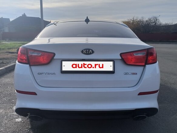 2014 Kia Optima III Рестайлинг, белый, 1000000 рублей - вид 4