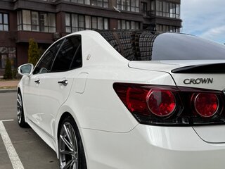 2017 Toyota Crown XIV (S210) Рестайлинг, белый, 2700000 рублей, вид 5