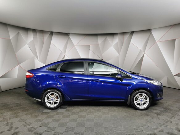 2015 Ford Fiesta Mk6 Рестайлинг, синий - вид 5