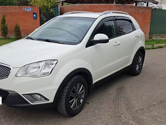 2012 SsangYong Actyon II, белый, 770000 рублей - вид 4