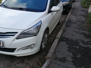 2016 Hyundai Solaris I Рестайлинг, белый, 950000 рублей, вид 1