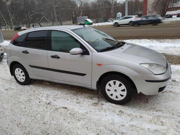 2003 Ford Focus I Рестайлинг, серебристый - вид 4