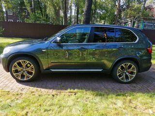 2011 BMW X5 50i II (E70) Рестайлинг, серый, 2000000 рублей, вид 1