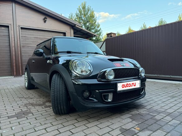 2010 Mini Hatch Cooper S II (R56) Рестайлинг, чёрный, 2440000 рублей - вид 13