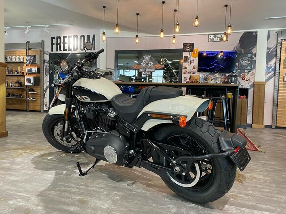 2022 Harley-Davidson Fat Bob, белый, 3100000 рублей - вид 12
