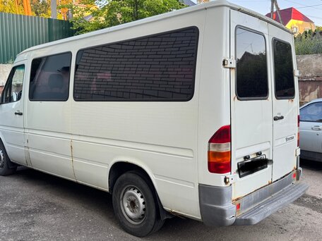 1998 Mercedes-Benz Sprinter, белый, 730000 рублей, вид 3