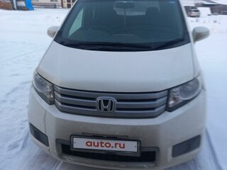 2012 Honda Freed Spike I Рестайлинг, белый, 1150000 рублей, вид 1