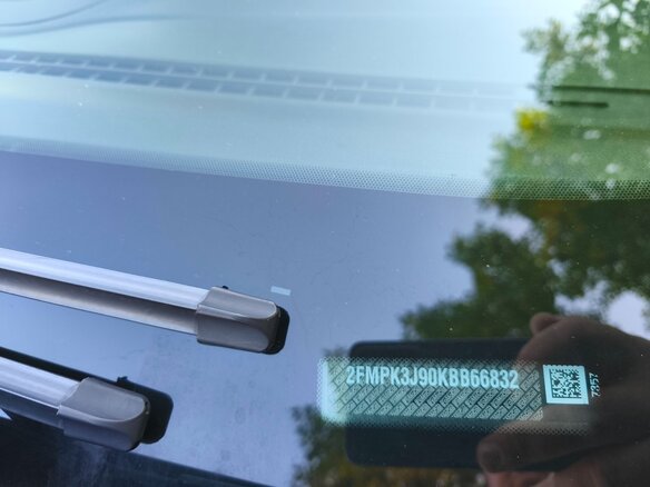 2019 Ford Edge II Рестайлинг, серый, 2000000 рублей - вид 17