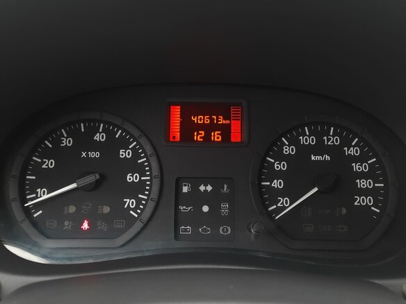 2014 Renault Logan I Рестайлинг, белый - вид 10