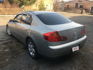 2002 Nissan Skyline XI (V35), серебристый, 700000 рублей, вид 2