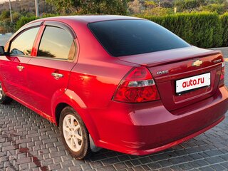 2008 Chevrolet Aveo I Рестайлинг, красный, 390000 рублей, вид 4