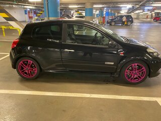 2011 Renault Clio RS III Рестайлинг, чёрный, 1100000 рублей, вид 2
