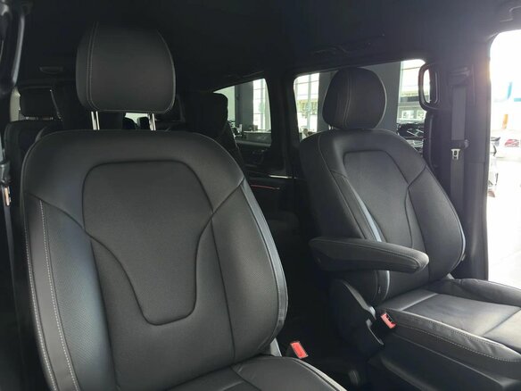 2026 Mercedes-Benz V-Класс Extra Long 300 d экстра длинный III (W447) Рестайлинг 2, чёрный, 13990000 рублей - вид 34