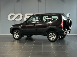 2020 Lada (ВАЗ) Niva, фиолетовый, 780000 рублей, вид 2