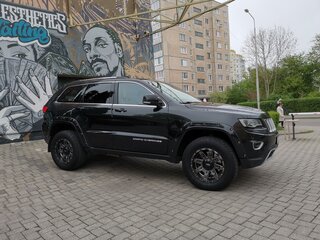 2014 Jeep Grand Cherokee IV (WK2) Рестайлинг, чёрный, 2490000 рублей, вид 3