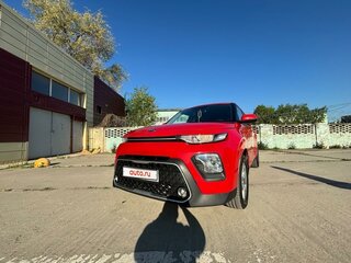 2019 Kia Soul III, красный, 1770000 рублей, вид 3